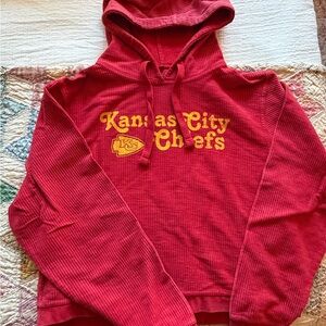 Cropped Chiefs Hoodie